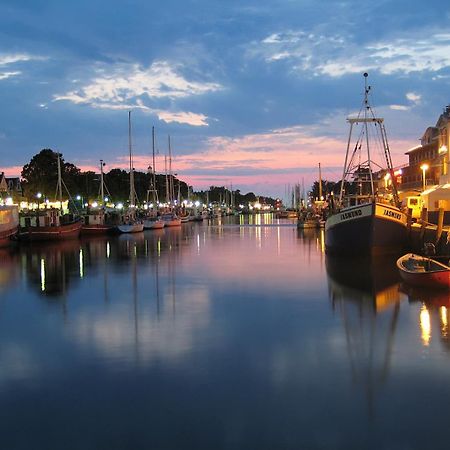 Strandpalais/Meerblick Rostock Eksteriør bilde