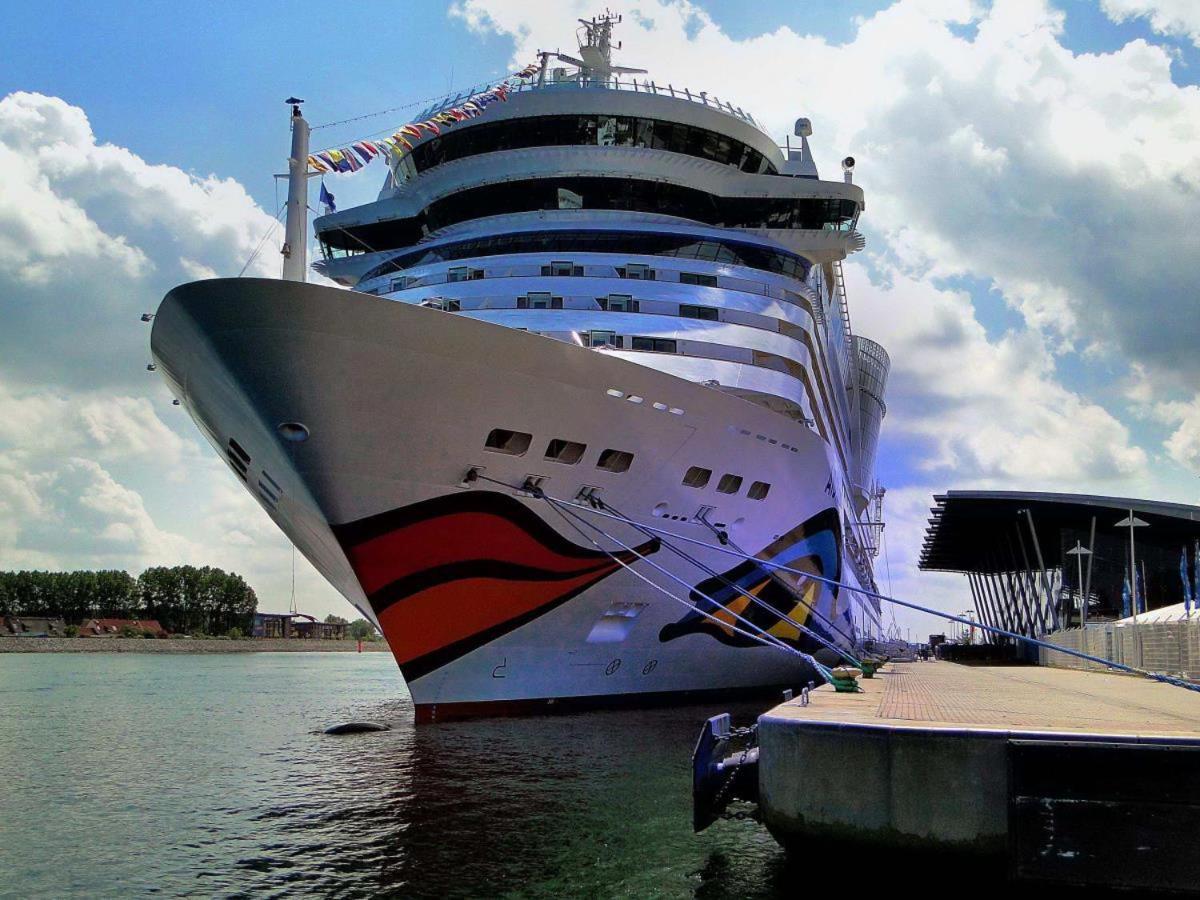 Strandpalais/Meerblick Rostock Eksteriør bilde